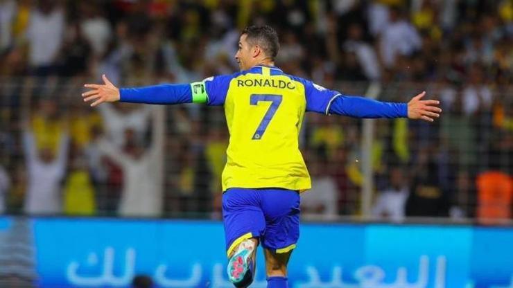 Cristiano Ronaldo, Suudi Arabistanda ayın futbolcusu seçildi