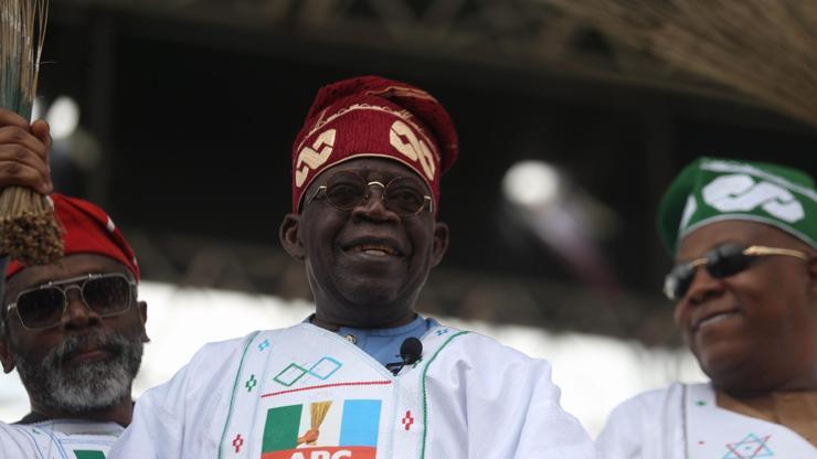 Nijeryanın yeni devlet başkanı Tinubu oldu