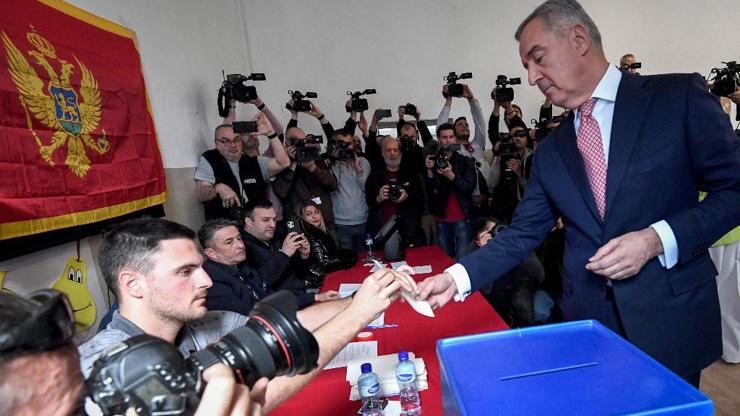 Karadağda cumhurbaşkanlığı seçimi ikinci tura kaldı