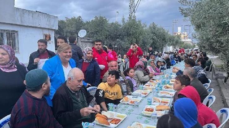 Ceyhan Belediyesi’nden her gün bir mahallede iftar programı