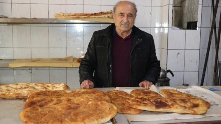 Ramazanın vazgeçilmezi haşhaşlı tahinli pide