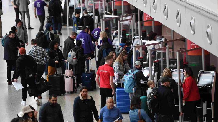 Heathrow Havalimanı’nda 10 günlük grev