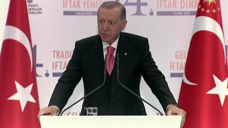 Erdoğandan Kuran-ı Kerim yakılma provokasyonlarına tepki: Kurana saldırı nefret suçudur