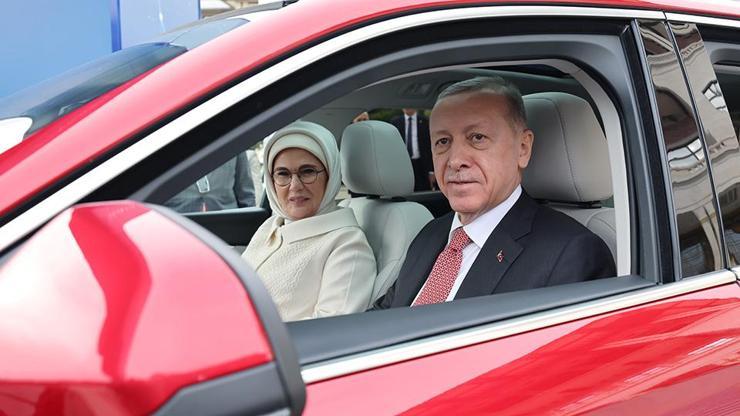 Cumhurbaşkanı Erdoğan ile eşi Emine Erdoğan arasında gülümseten diyalog