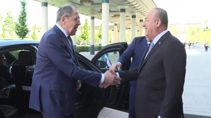 Rus Dışişleri Bakanı Lavrov Türkiyede... Masada 3 önemli başlık var