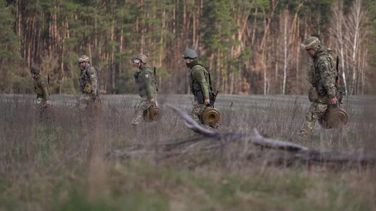 Ukrayna’dan Belarus sınırına tanksavar mayın önlemi