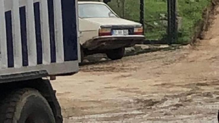 Adana’da geri manevra yapan kamyonun altında kalarak hayatını kaybetti
