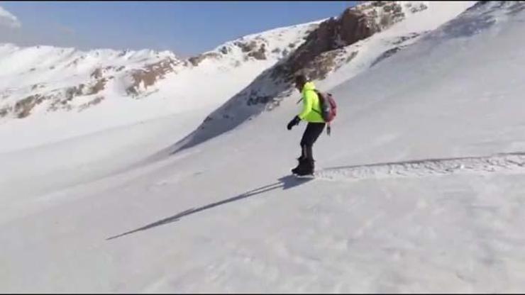 Artos Dağında snowboard