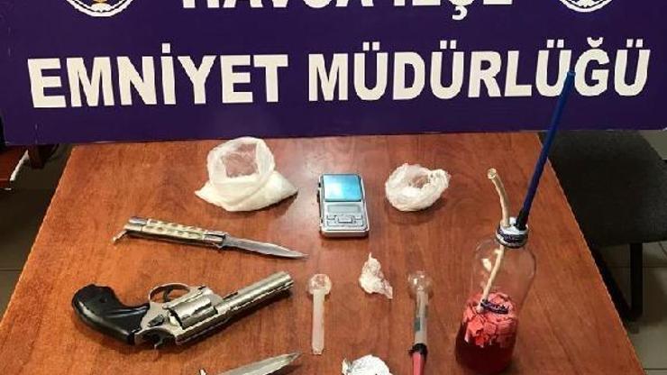 Edirne’de uyuşturucu satıcılarına operasyon: 5 tutuklama