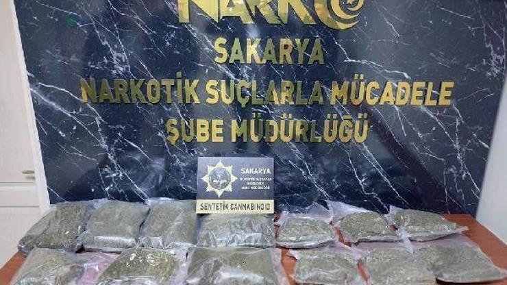 Sakarya'da 2 ayrı uyuşturucu operasyonunda 4 kişi tutuklandı