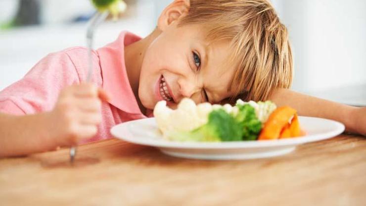 Çocukluk çağında doğru beslenmeyle hastalıklar önlenebilir