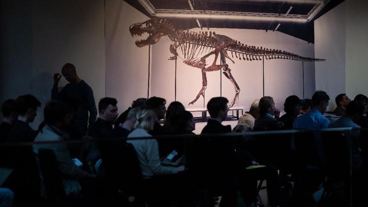 67 milyon yaşındaki T-Rex iskeletine 6,2 milyon dolar