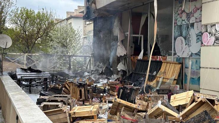 Alevler 7 katlı binayı sardı: Bayram ziyareti olası faciayı önledi