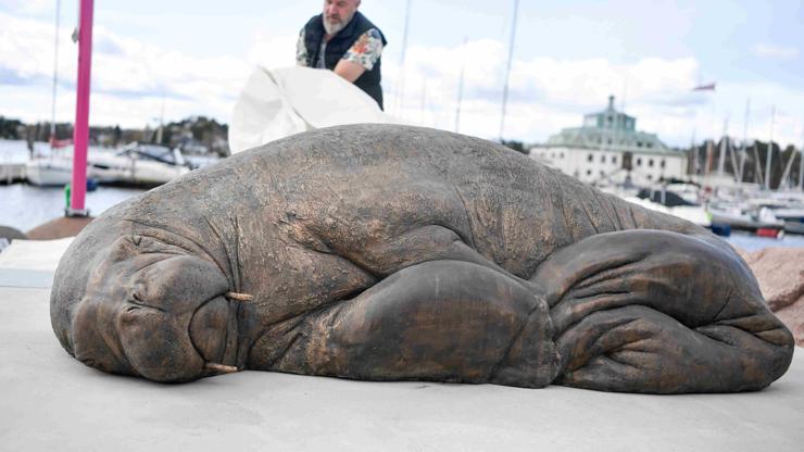 Kamu güvenliği gerekçesiyle öldürülmüştü: Norveçte Freyanın heykeli yapıldı