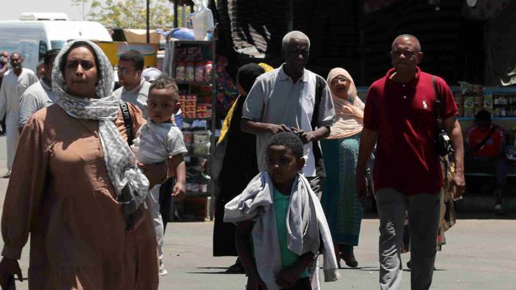 Sudan’da 330 binden fazla kişi yerinden edildi