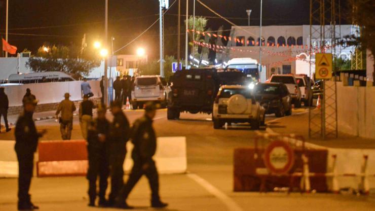 Tunus’ta sinagog yakınında silahlı saldırı: 4 ölü
