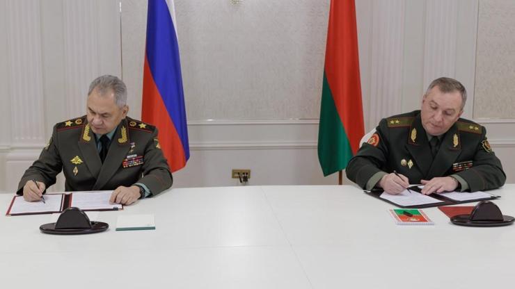 Rusya Savunma Bakanı Şoygu Batıyı hedef aldı