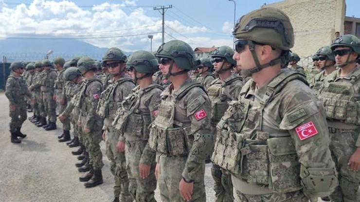 24 yıl aradan sonra yeniden Türk komandolar Kosovada