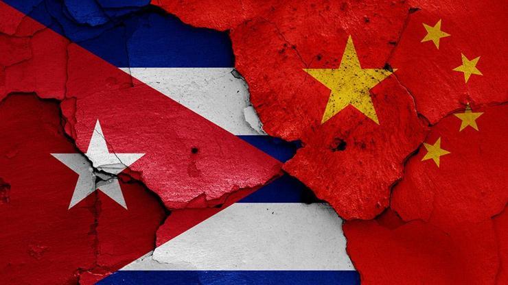 Çin Kübada casusluk üssü mü kuracak