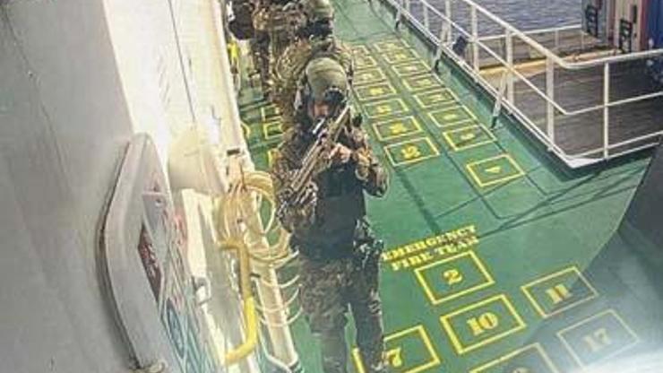 Türk bayraklı Galata Seaways gemisindeki kaçak yolcular İtalya’da yakalandı