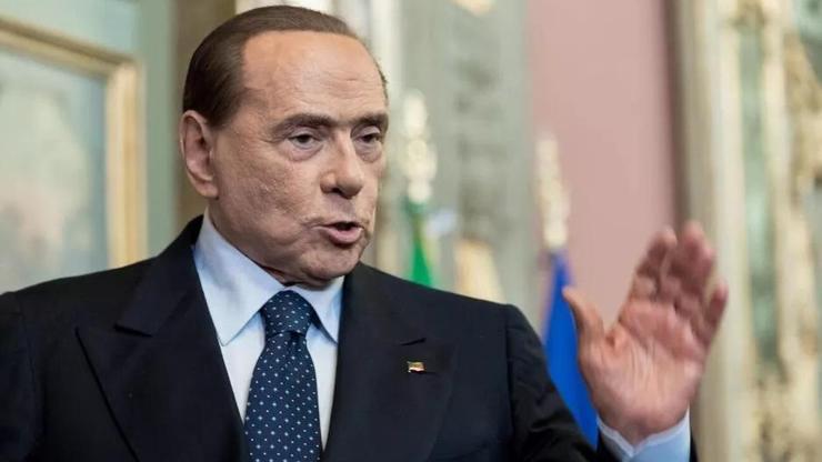 Eski İtalya Başbakanı Berlusconi, 86 yaşında hayatını kaybetti