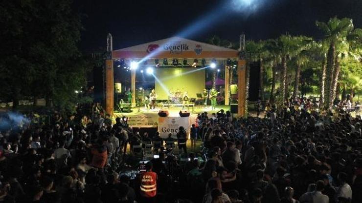 Yalova Gençlik Festivali ünlü isimleri ağırladı