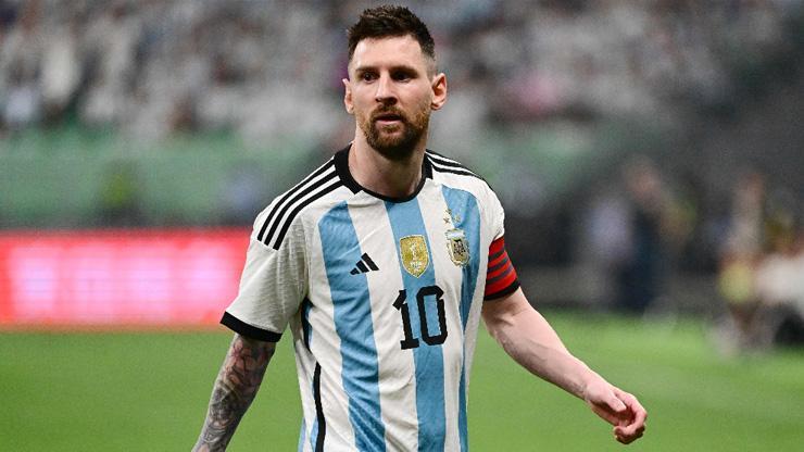 Messi Suudi Arabistandan 25 milyon dolar kazanacak