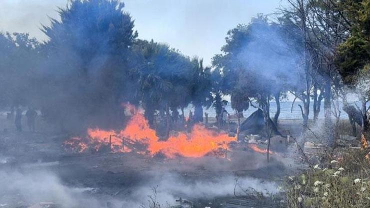 Kuşadası’nda denize 50 metre uzaklıktaki arazi yangınında sabotaj iddiası