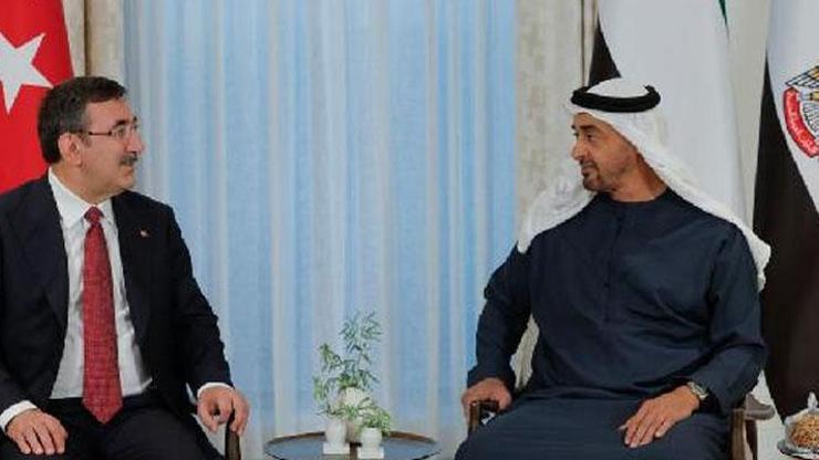 Yılmaz ve Cevdet, BAE Devlet Başkanı Şeyh Muhammed bin Zayed El Nahyan ile görüştü