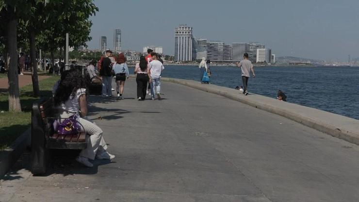 Tatili İstanbul’da geçirecekler sahillere akın etti