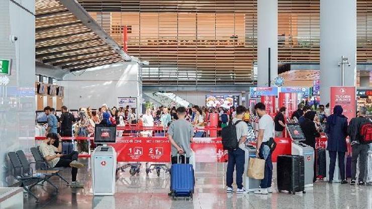 İstanbul Havalimanında tüm zamanların yolcu rekoru kırıldı