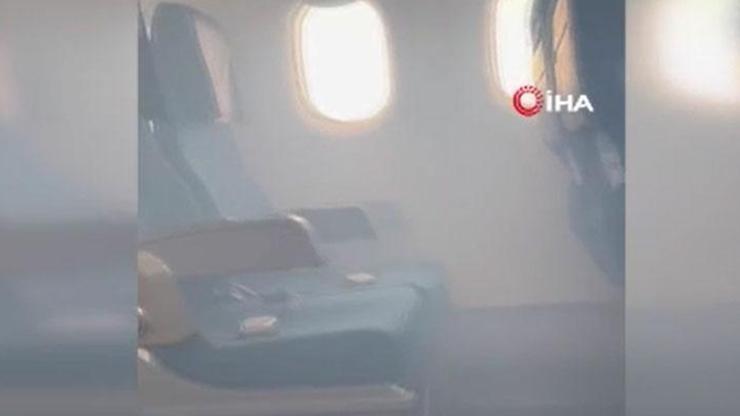 Gökyüzünde duman paniği: Yolcu uçağı acil iniş yaptı