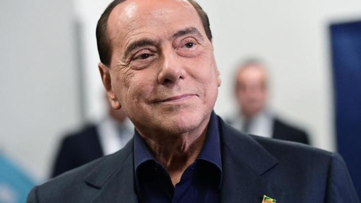 Berlusconi’nin vasiyeti açıklandı: Mirasından 100 milyon euroyu sevgilisine ayırdı