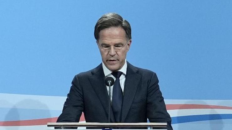 İstifa eden Hollanda Başbakanı Rutte, siyaseti bırakacağını duyurdu