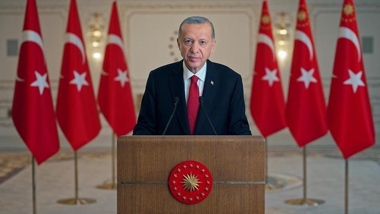 Cumhurbaşkanı Erdoğan, Srebrenitsa kurbanlarını andı