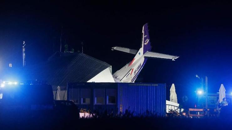 Polonyada uçak hangara çarptı: 5 ölü, 7 yaralı