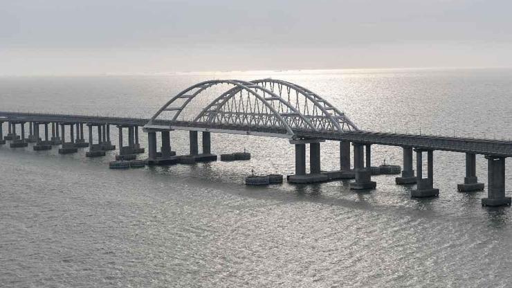 Kerç Köprüsü: Putin için önemi ne
