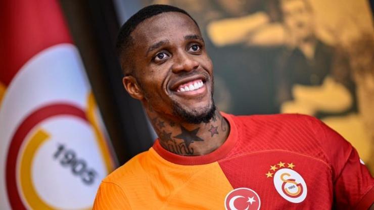 Wilfried Zaha: Drogba Galatasaraya git dedi