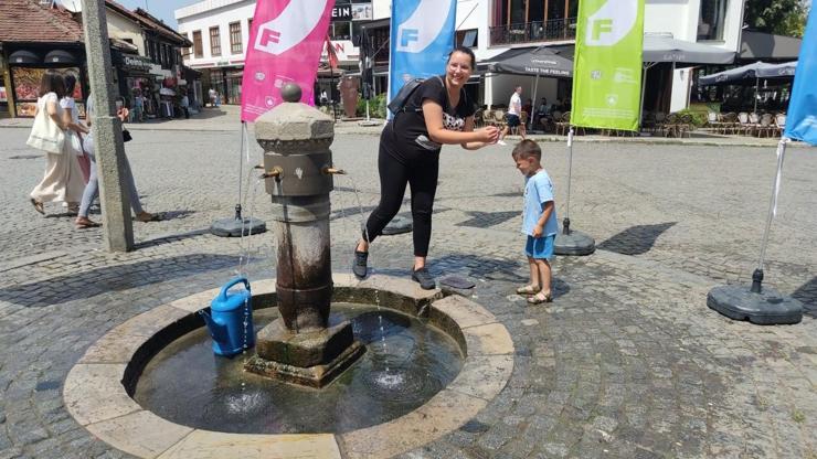 Kosovada aşırı sıcaklarda sokağa çıkmayın uyarısı
