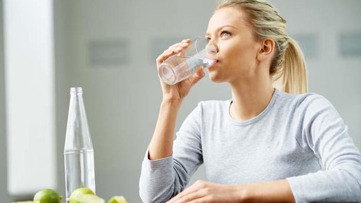 Uzmanlar uyarıyor: Su içmek için susamayı beklemeyin