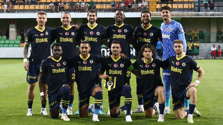 Manchester United'dan Fenerbahçeli yıldıza resmi teklif!