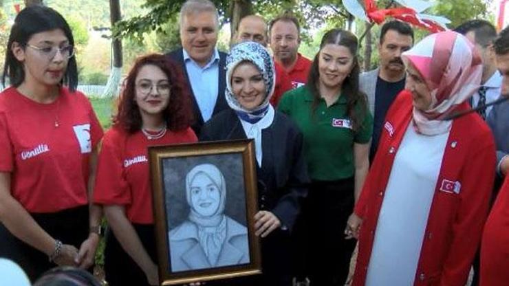 Aile ve Sosyal Hizmetler Bakanı Göktaş Kızılay Gençlik Kampını ziyaret etti