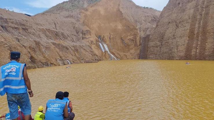 Myanmarda toprak kayması: 2 ölü, 30 kayıp