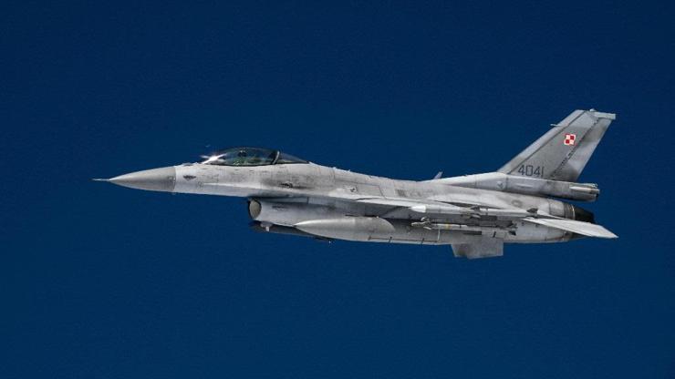 Norveç de Ukraynaya F-16 verecek