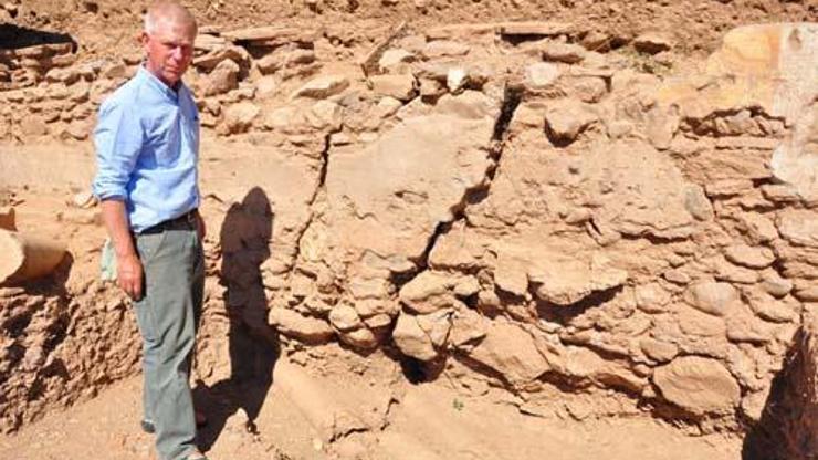 Sardes Antik Kentinin altında fay hattı tespit edildi