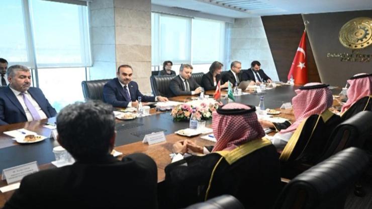 Hedef ticareti iş birliğini artırmak Suudi bakan Ankarada ne görüştü