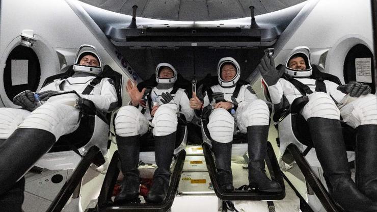 Crew-6 görevi sona erdi: Astronotlar 6 ay sonra Dünyaya geri döndü