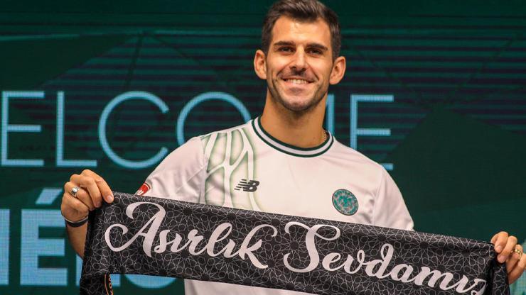 Nelson Oliveira resmen Konyaspor'da!