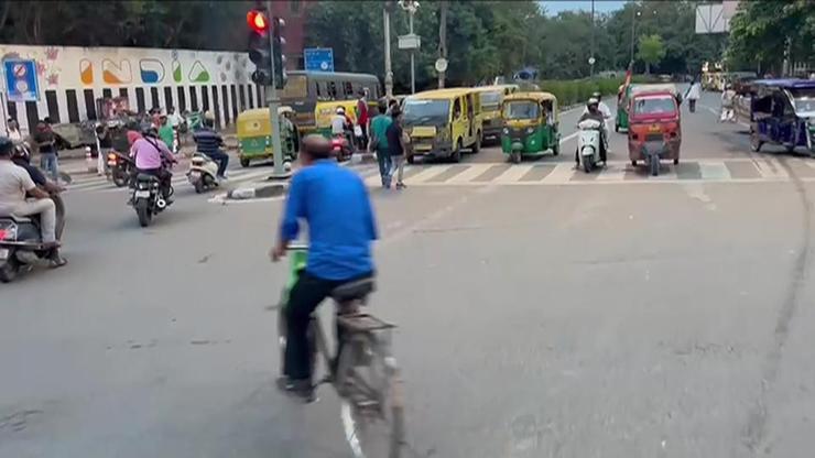 G20 sürerken Hindistan sokakları