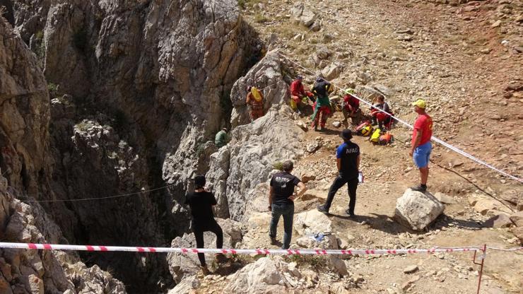 ABDli dağcı adım adım kurtarılıyor: Mağaradan çıkışı için son 400 metre